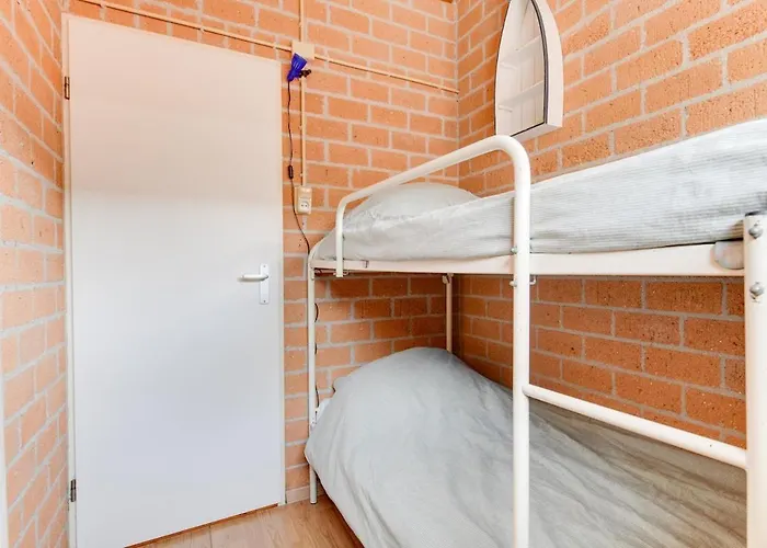 Met Noord-holland Op 5 Min&ruime Tuin Vp078 * Warmenhuizen