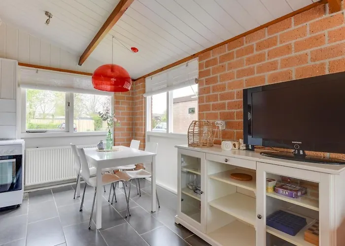 Vakantiehuis Met Noord-holland Op 5 Min&ruime Tuin Vp078