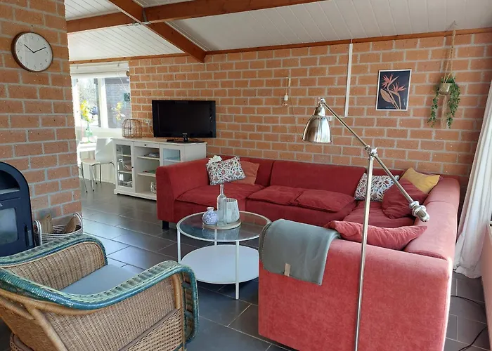 Ferienhaus Met Noord-holland Op 5 Min & Ruime Tuin Vp078